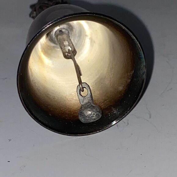 New England Collectors Society Bell King on Throne Silver Plate 3 x 1.25 - Picture 8 of 9